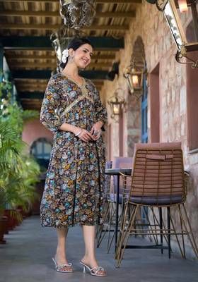Wine,Multicolor Floral Print Mirror Work Rayon Alia Cut Kurta 3