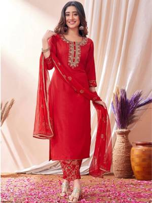 Women's Embroidered Kurta With Printed Patiala And Dupatta Set (MAK96) 1