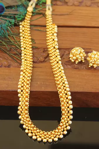 Designer gold plated necklace set