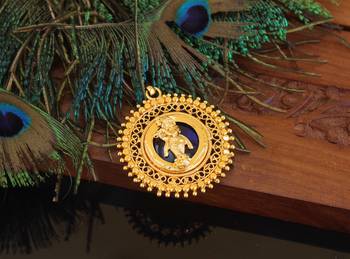 Kerala style gold plated palakka krishna pendant 2