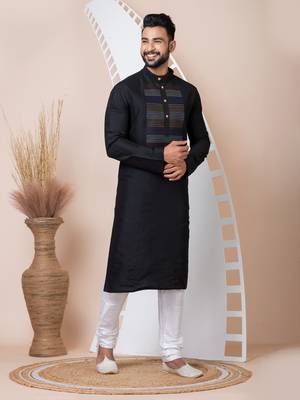 Black Solid Viscose Kurta Set For Men 4