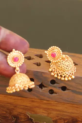 Designer gold plated earring