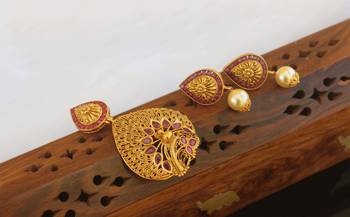 Designer matte finish pendant set 2
