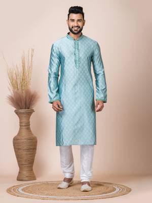 Green Solid Jacquard Kurta Set For Men 1