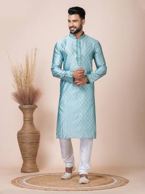 Green Solid Jacquard Kurta Set For Men 2