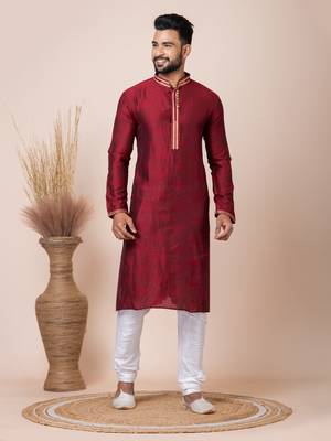 Maroon Solid Jacquard Kurta Set For Men 3
