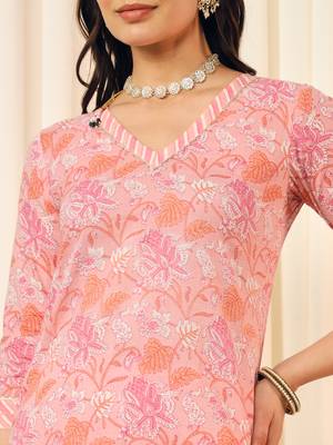 Pink ethnic floral printed kurta pants with dupatta set 2