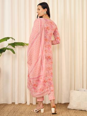 Pink ethnic floral printed kurta pants with dupatta set 5
