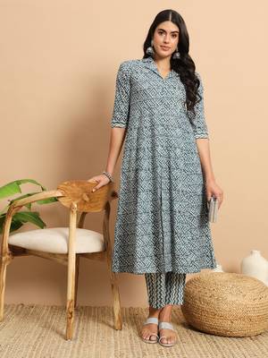 Indigo lapel collar printed kurta pants set 1