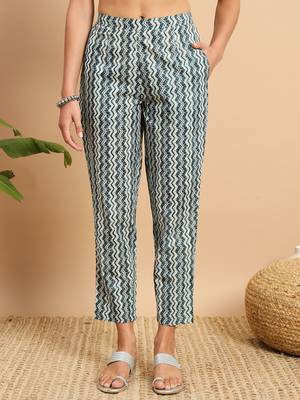 Indigo lapel collar printed kurta pants set 3
