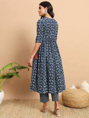 Indigo floral printed flared calf length kurta set 4
