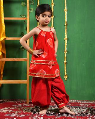 Girl's red kurta and dhoti set 4