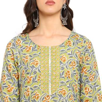 Green floral cotton printed a line  kurta with pant 3