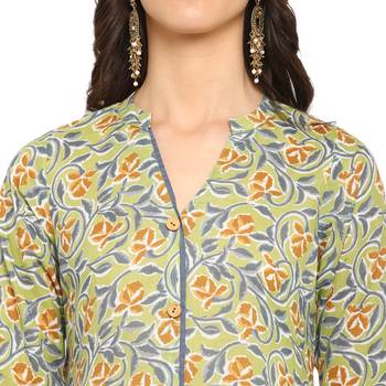 Green floral cotton printed a line  kurta with pant 3