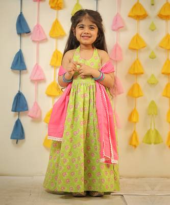 Green full length block printed kurta set 1
