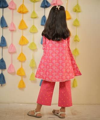 Pink block printed high-low kurta set. 3
