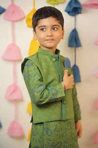 Green block printed kurta set with jacket