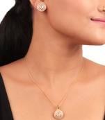 Moissanite polki pendant set