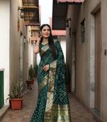 Green Bandhej Paithani silk blend Weaved Saree With Blouse