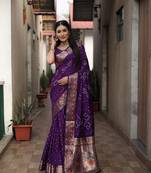 Wine Bandhej Paithani silk blend Weaved Saree With Blouse
