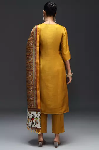  women kurta and trousers pant set silk blend