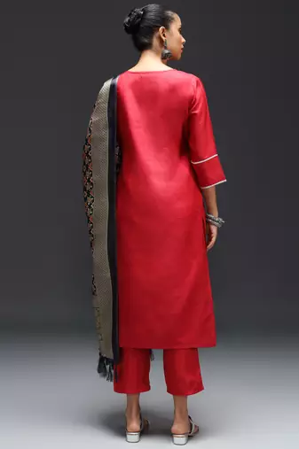   women kurta and trousers pant set silk blend