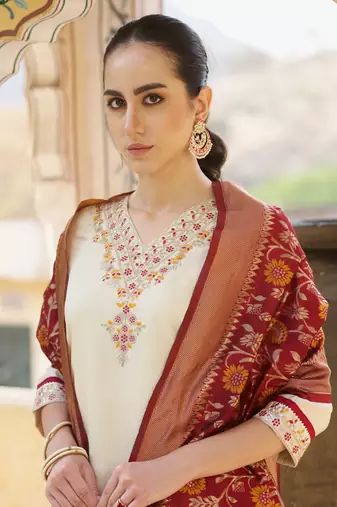  women kurta and pant sets silk blend fabric