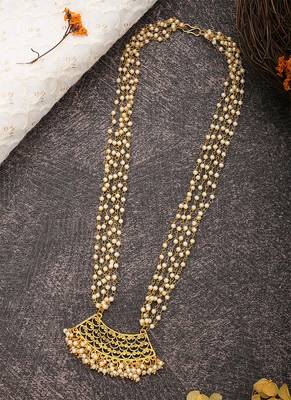 Long Necklace Set With Triangular Earrings 3