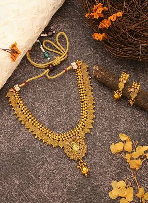 Heavy Gold Plated Necklace Set With Intricate Design 1