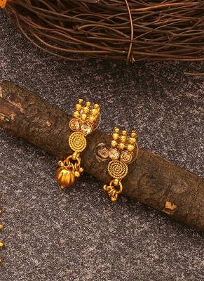 Heavy Gold Plated Necklace Set With Intricate Design 2