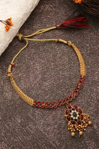 Multicolour Round Shaped Necklace Set