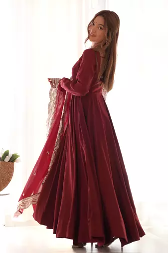 Roman silk Chanderi Fabric Fully Flair Gown, With Duppta And Pent 