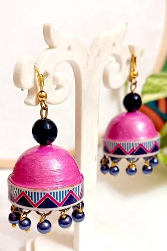 Quilled hanging  jhumkas 13
