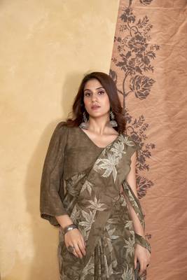 Brown weight less classic saree 5