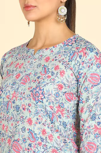  floral print cotton blend straight kurti multicolor