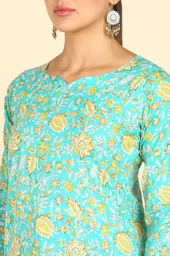  floral print cotton blend straight kurti green