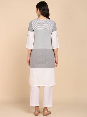 Vahson women colorblock cotton blend straight kurta grey 4