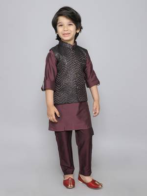 Kurta set with woven sequence embriodered button up jacket- wine 3