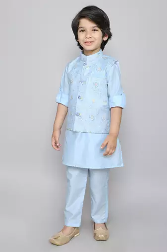 Kurta set with self embriodered button up jacket- blue
