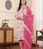 Smartraho embroidered kurta, salwar & dupatta set