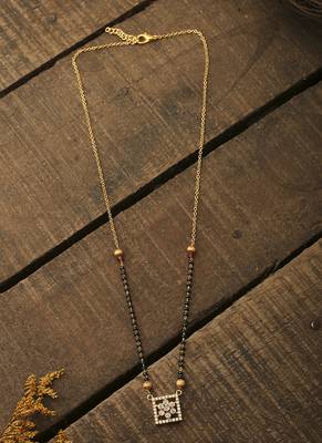 Mangalsutra With Square Design 2
