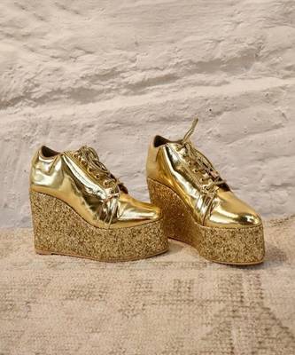 Gold hand-made sneaker wedges 1