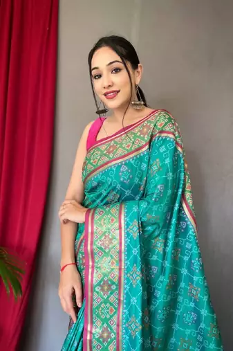Rama Green Woven Patola Silk Blend Saree With Blouse Piece