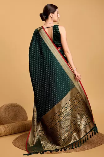 Green Woven Faux Kanchipuram Zari Silk saree With Blouse Piece