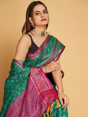 Rama Green Woven Silk Patola Silk Patola Saris With Blouse Piece 4