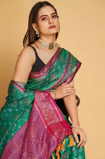 Rama Green Woven Silk Patola Silk Patola Saris With Blouse Piece