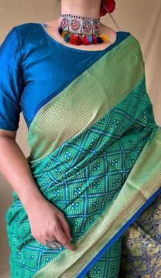 Rama Green Woven Bandhej Saree With Blouse Piece 3