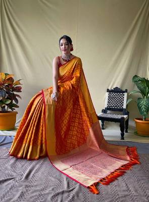 Mustard Woven Bandhej Bandhani saree Bandhej With Blouse Piece 1
