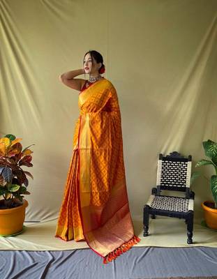 Mustard Woven Bandhej Bandhani saree Bandhej With Blouse Piece 2
