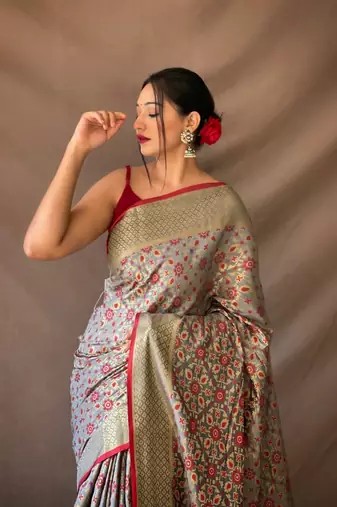 Grey Woven Patola Silk Blend Saree With Blouse Piece